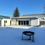 Nyaraló Biotop - Badeteich, Sauna, Kinoleinwand Kölleda