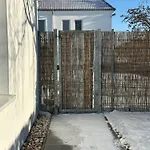 Biotop - Badeteich, Sauna, Kinoleinwand Nyaraló Kölleda