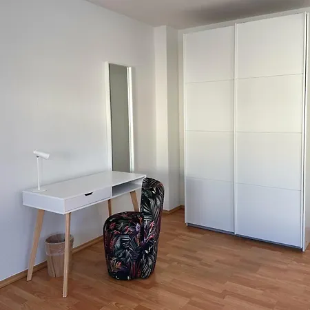 Biotop - Badeteich, Sauna, Kinoleinwand