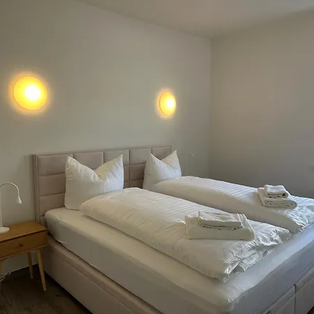 Biotop - Badeteich, Sauna, Kinoleinwand Holiday home *