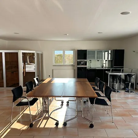 Holiday home Biotop - Badeteich, Sauna, Kinoleinwand *