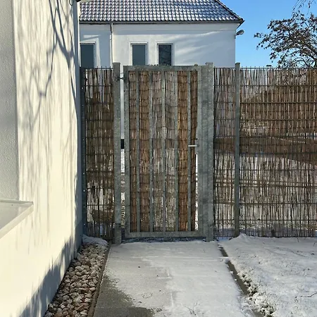 Biotop - Badeteich, Sauna, Kinoleinwand Holiday home Koelleda