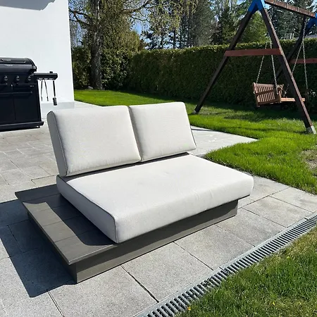 Biotop - Badeteich, Sauna, Kinoleinwand