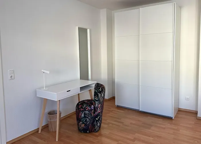 Biotop - Badeteich, Sauna, Kinoleinwand