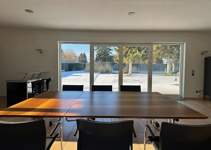 Biotop - Badeteich, Sauna, Kinoleinwand Koelleda